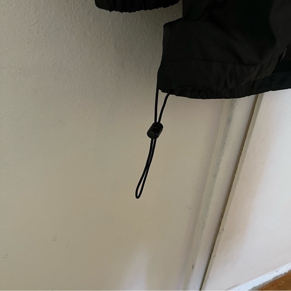 Geoffrey Beene Full Zip Snap Up Hooded Lightweight Windbreaker Black Size Medium - Picture 14 of 16